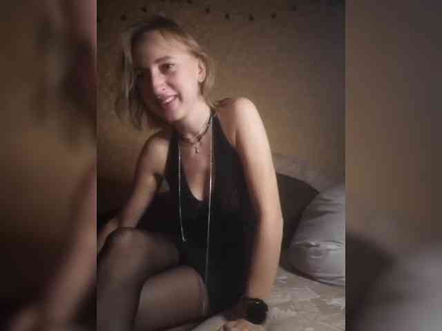 Ella-Mary webcam