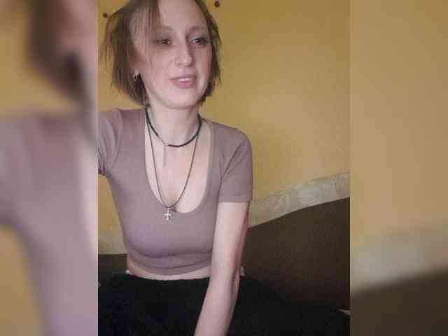 Ella-Mary webcam