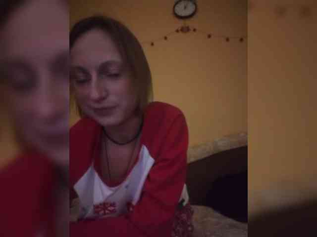 Ella-Mary webcam