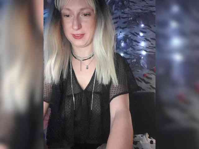 Ella-Mary webcam