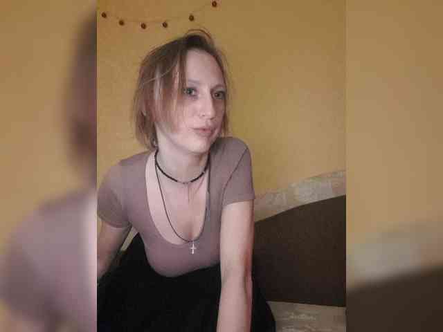 Ella-Mary webcam