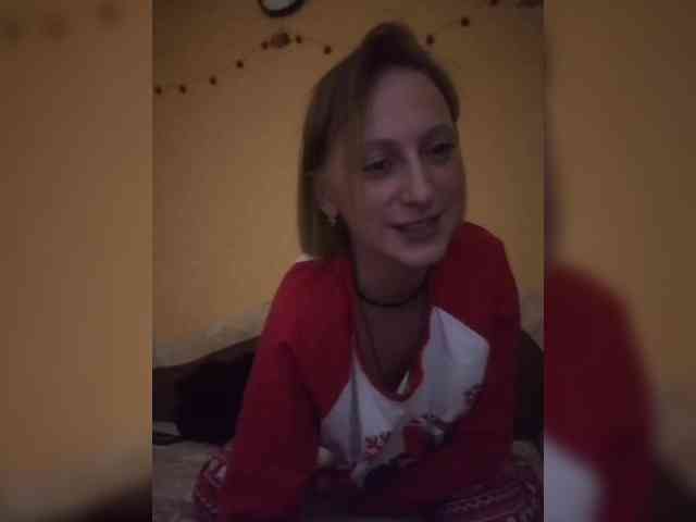 Ella-Mary webcam