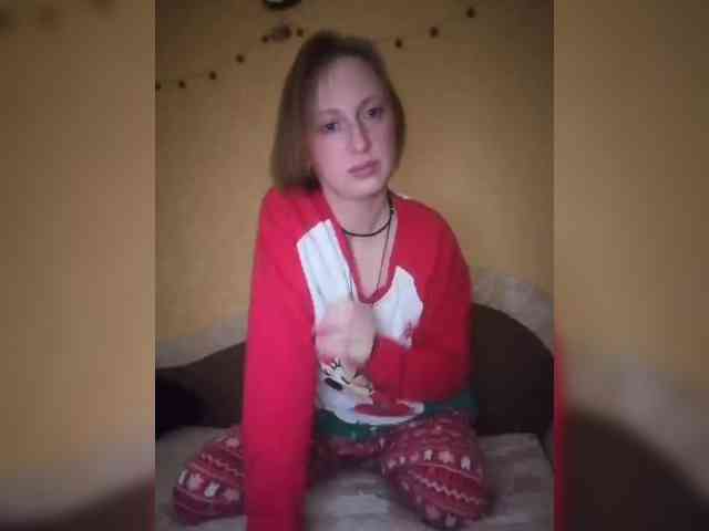 Ella-Mary webcam