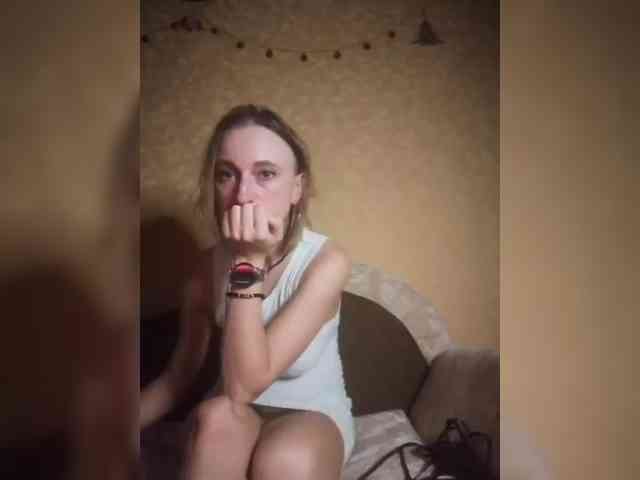 Ella-Mary webcam