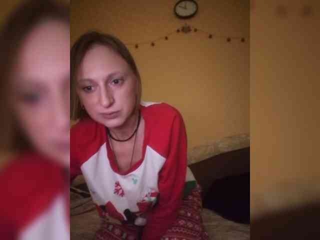 Ella-Mary webcam