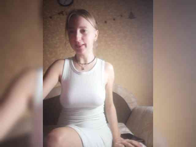 Ella-Mary webcam