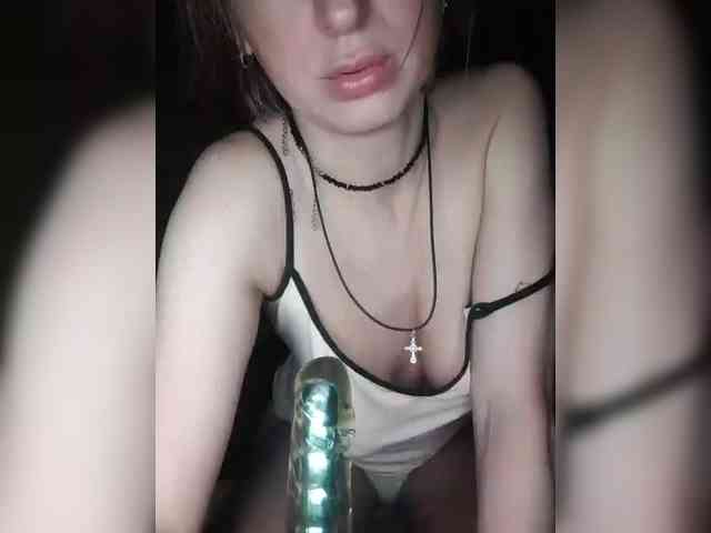 Ella-Mary webcam