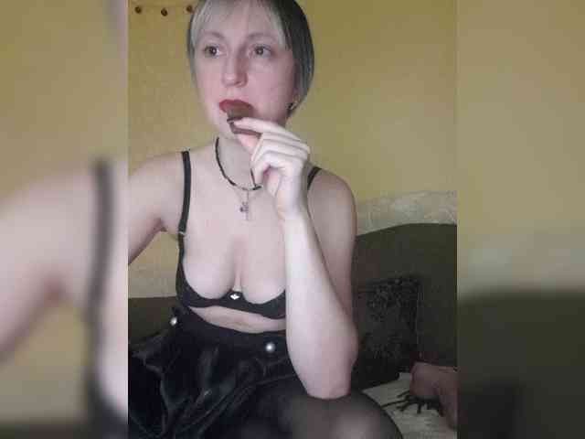 Ella-Mary webcam