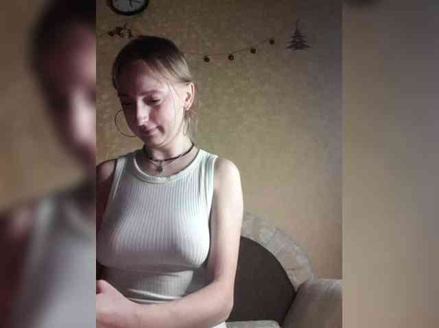 Ella-Mary webcam