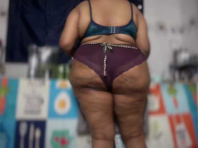 Selina_6 live cam preview