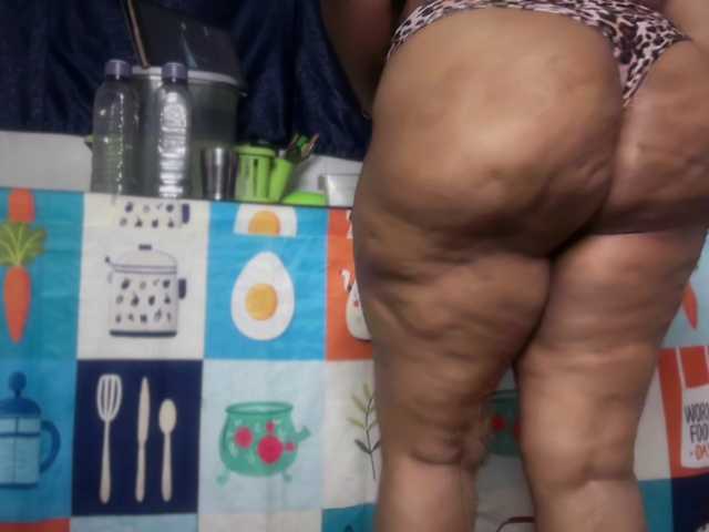 Selina_6 live cam preview