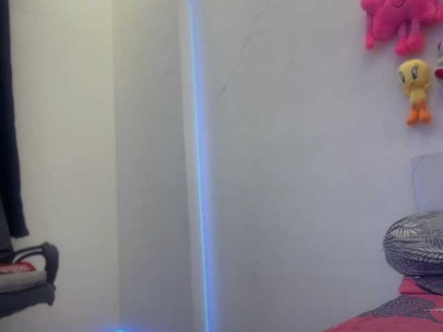 Selina_6 live cam preview