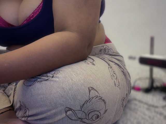 Dime- live cam on BongaCams