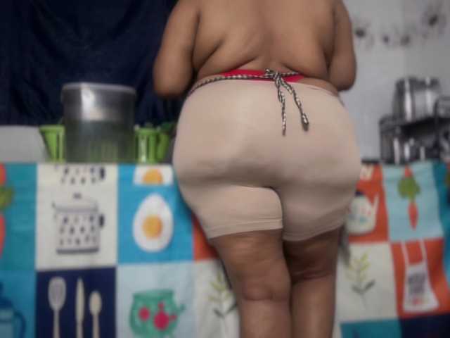 Selina_6 live cam preview