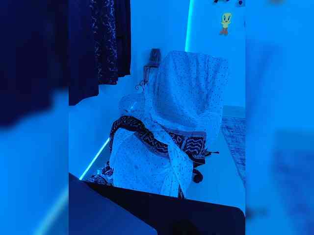 Selina_6 webcam