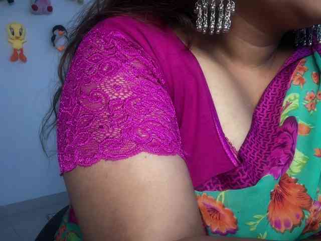 Selina_6 webcam