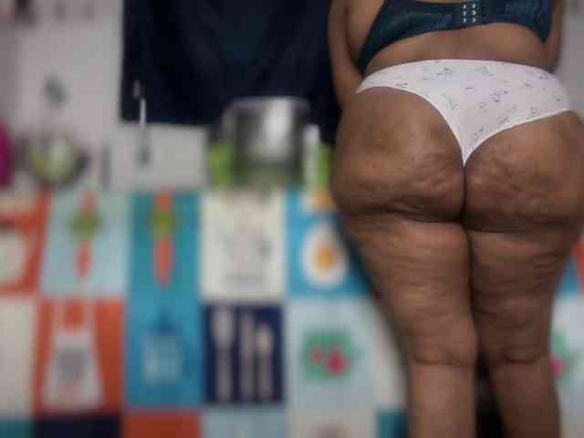 Selina_6 webcam