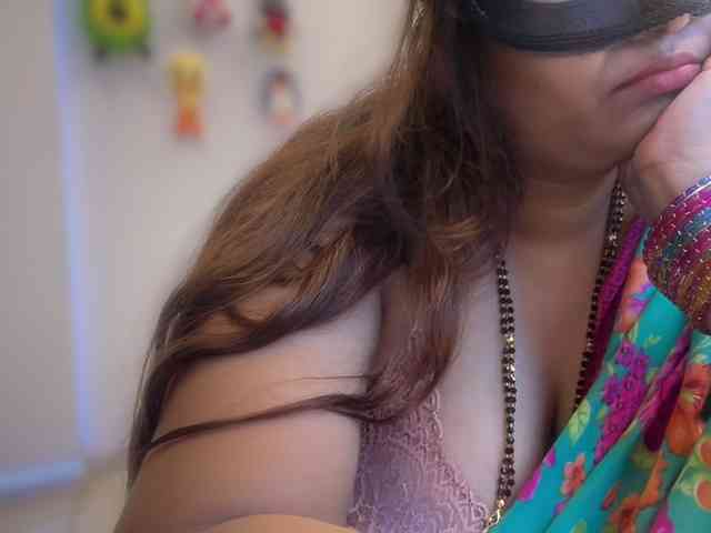 Selina_6 webcam