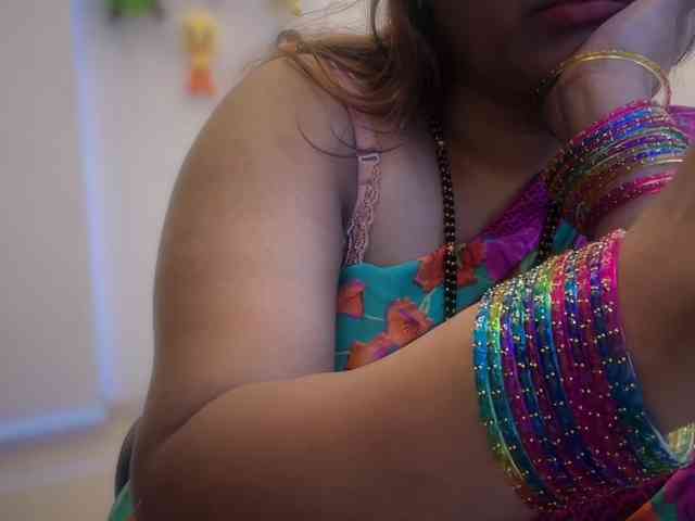 Selina_6 webcam