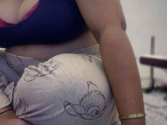 Selina_6 webcam