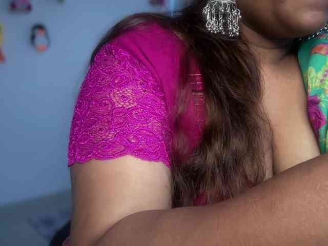Selina_6 webcam