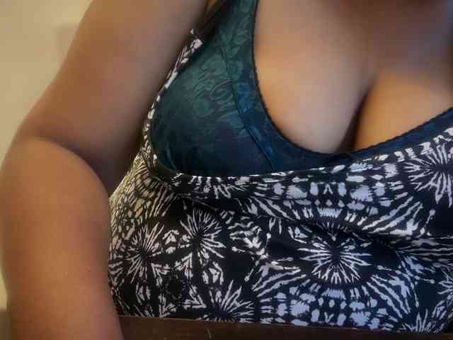Selina_6 webcam