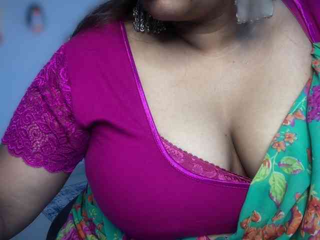 Selina_6 webcam