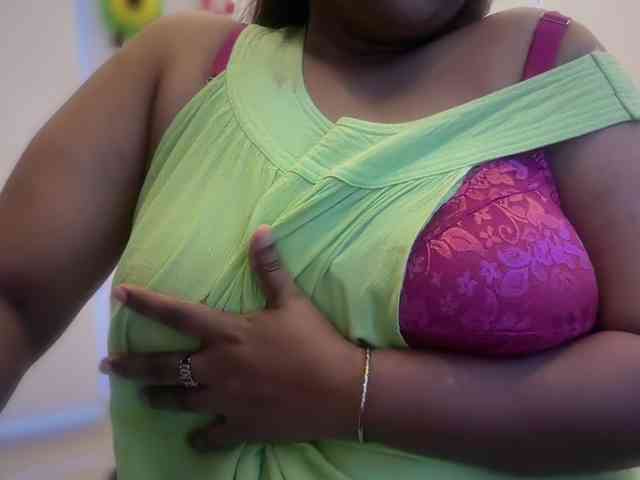 Selina_6 webcam