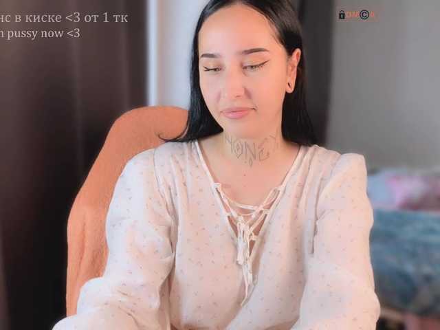 PinkyNastyx live webcam show