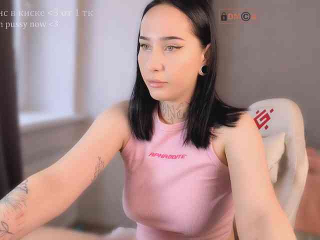 PinkyNastyx webcam