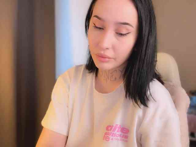 PinkyNastyx webcam
