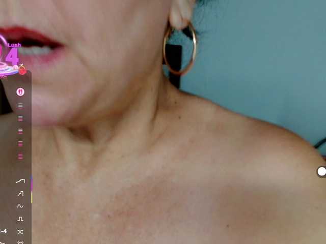 LilyBenet1 live webcam show