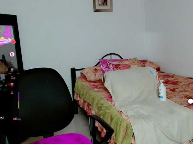 LilyBenet1 live webcam show