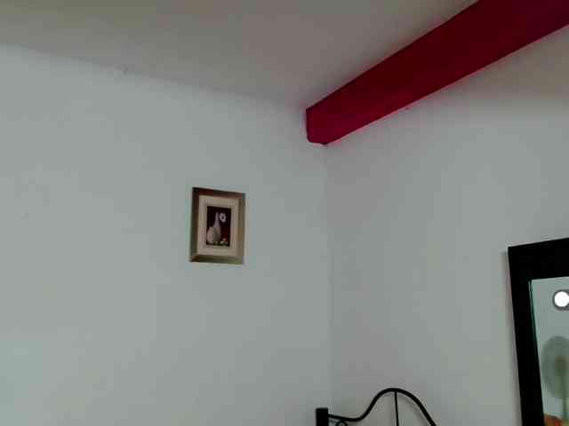 LilyBenet1 webcam