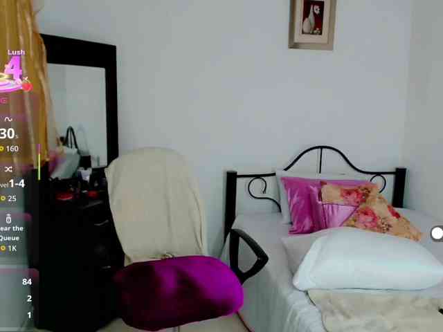 LilyBenet1 webcam
