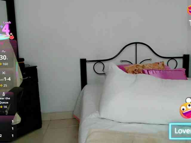 LilyBenet1 webcam