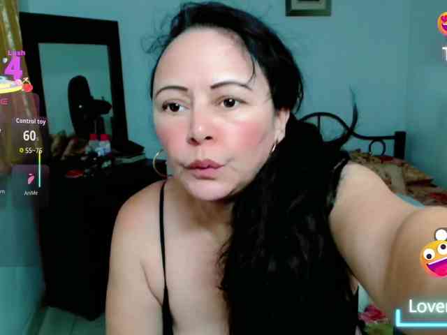 LilyBenet1 webcam