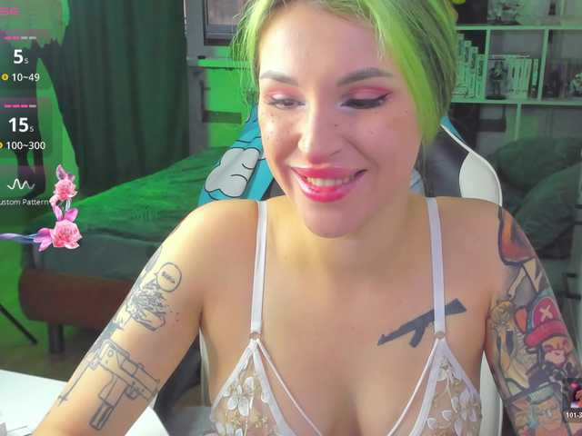 Hayley_Smith