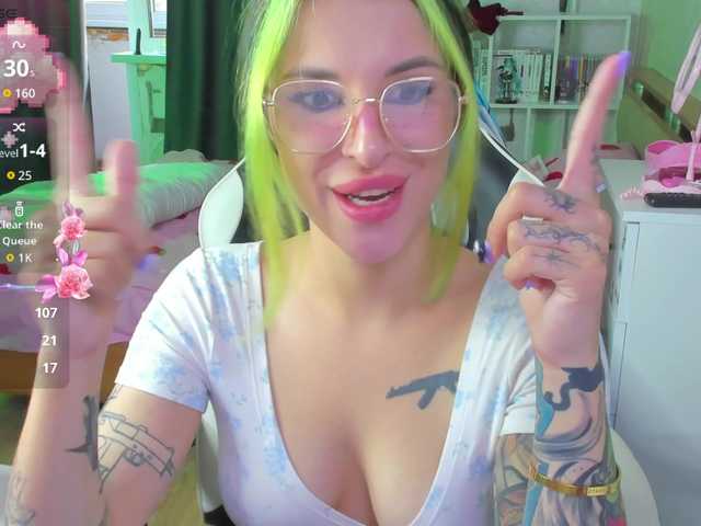 folinskaayaa live cam on BongaCams