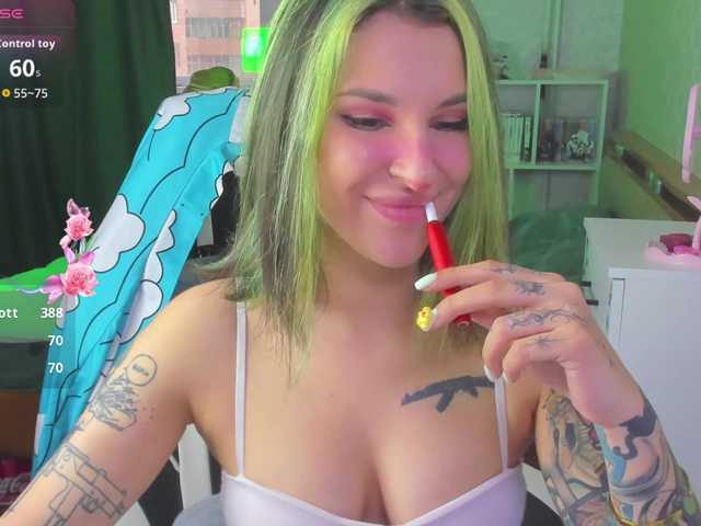 Hayley_Smith