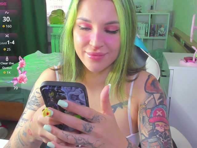 Hayley_Smith