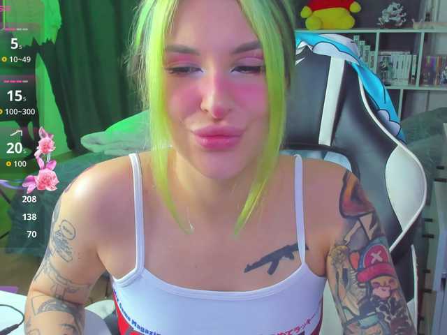 Hayley_Smith