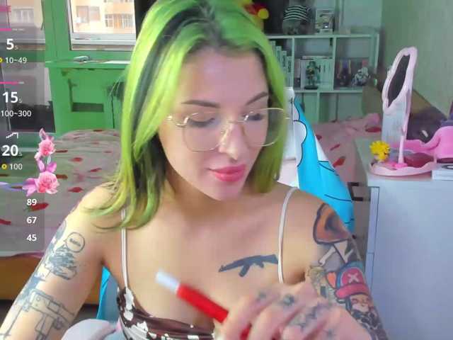 Hayley_Smith