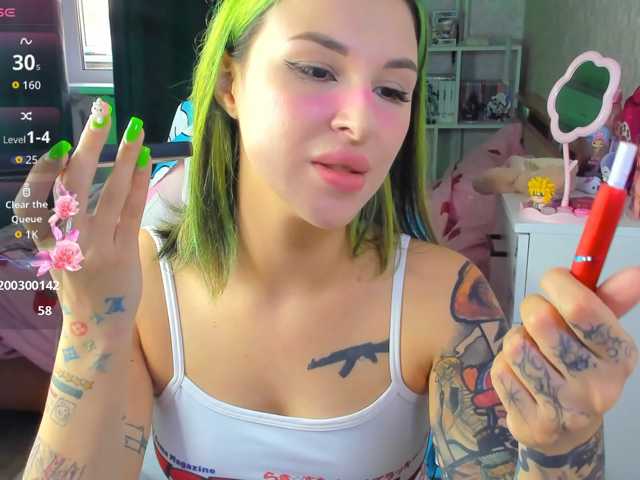 folinskaayaa live cam on BongaCams