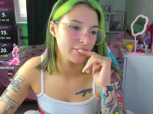 Hayley_Smith