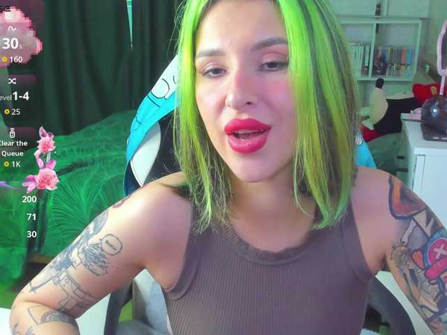 folinskaayaa live cam on BongaCams