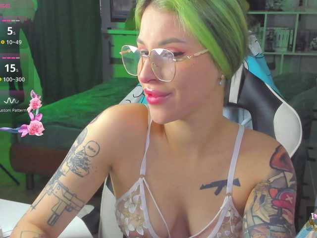Hayley_Smith