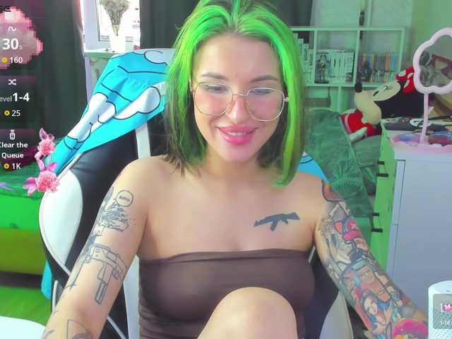 folinskaayaa live webcam show