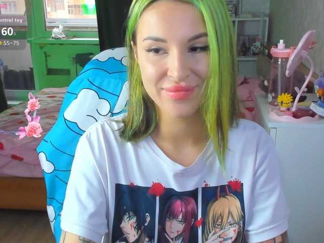 folinskaayaa, en directo ahora en BongaCams