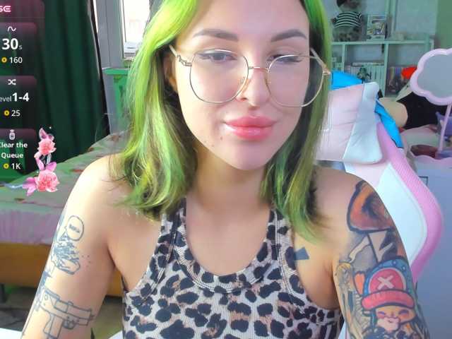 folinskaayaa live cam on BongaCams